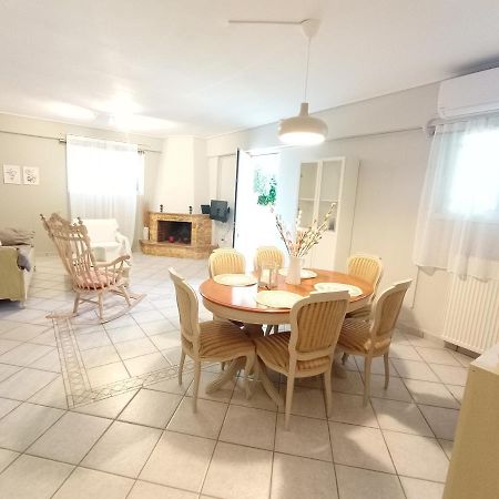 Galini Apartment Near Sea, Port And Airport Artémida Eksteriør bilde